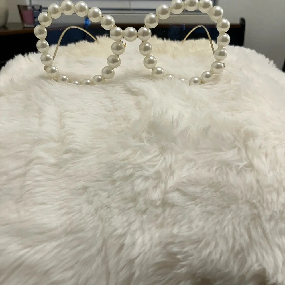 Faux Pearl-Embellished Round Gold Frame, Ivory Pearls - Picture 14 of 14